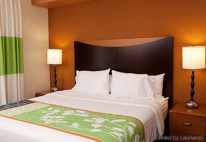 Fairfield Inn & Suites Des Moines Airport Habitación foto